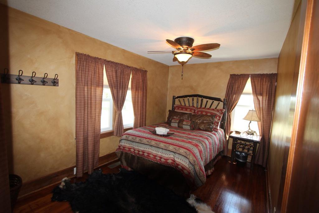 Elmdale Clover Cliff Ranch Bed And Breakfast מראה חיצוני תמונה